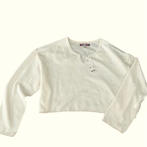 Urban Outfitters Off White Long Sleeve Cropped Lightweight Sweater